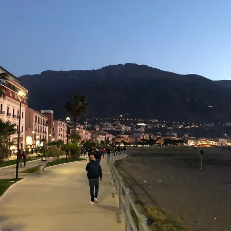 Frühstückspension La Fenice Castellammare di Stabia